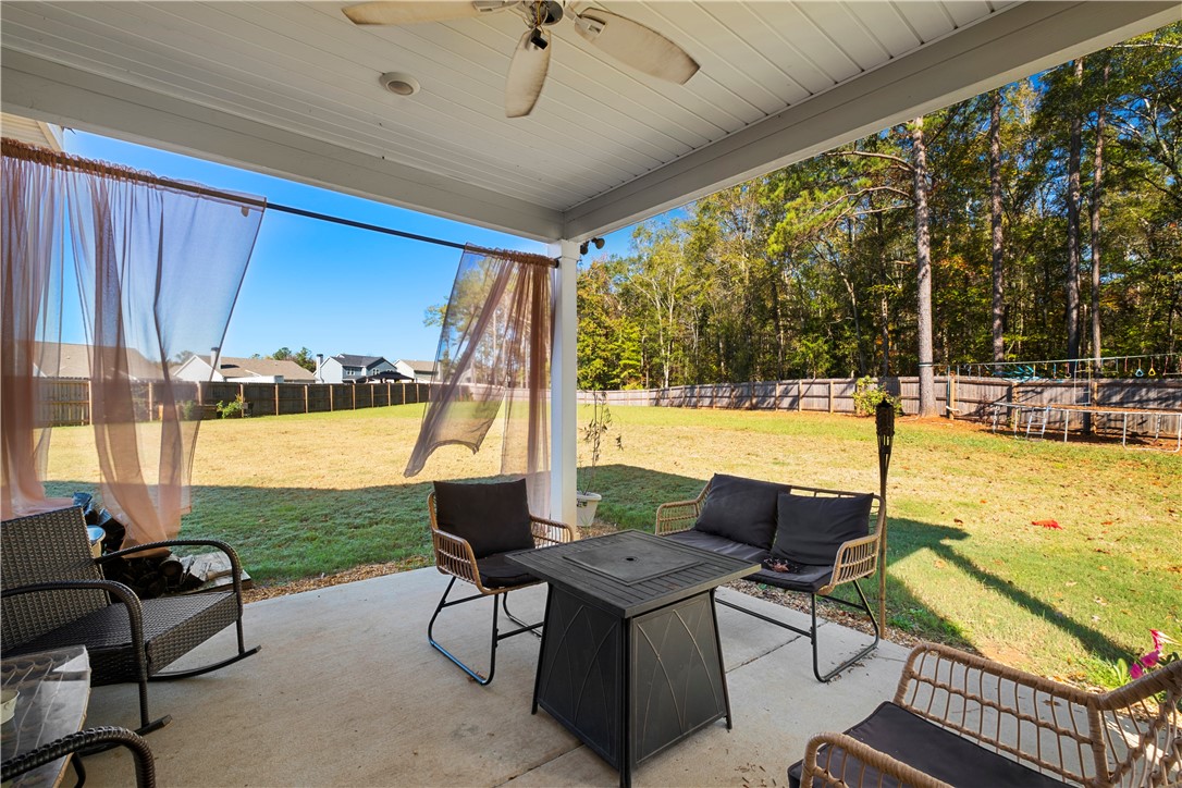 Opelika, Alabama 36801, United States, 4 Bedrooms Bedrooms, ,3 BathroomsBathrooms,Residential,Active,28193