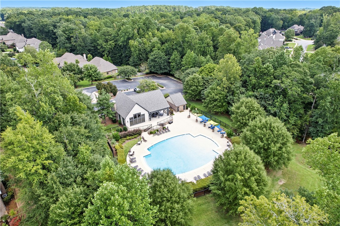 Auburn, Alabama 36830, United States, 4 Bedrooms Bedrooms, ,3 BathroomsBathrooms,Residential,Active,194413