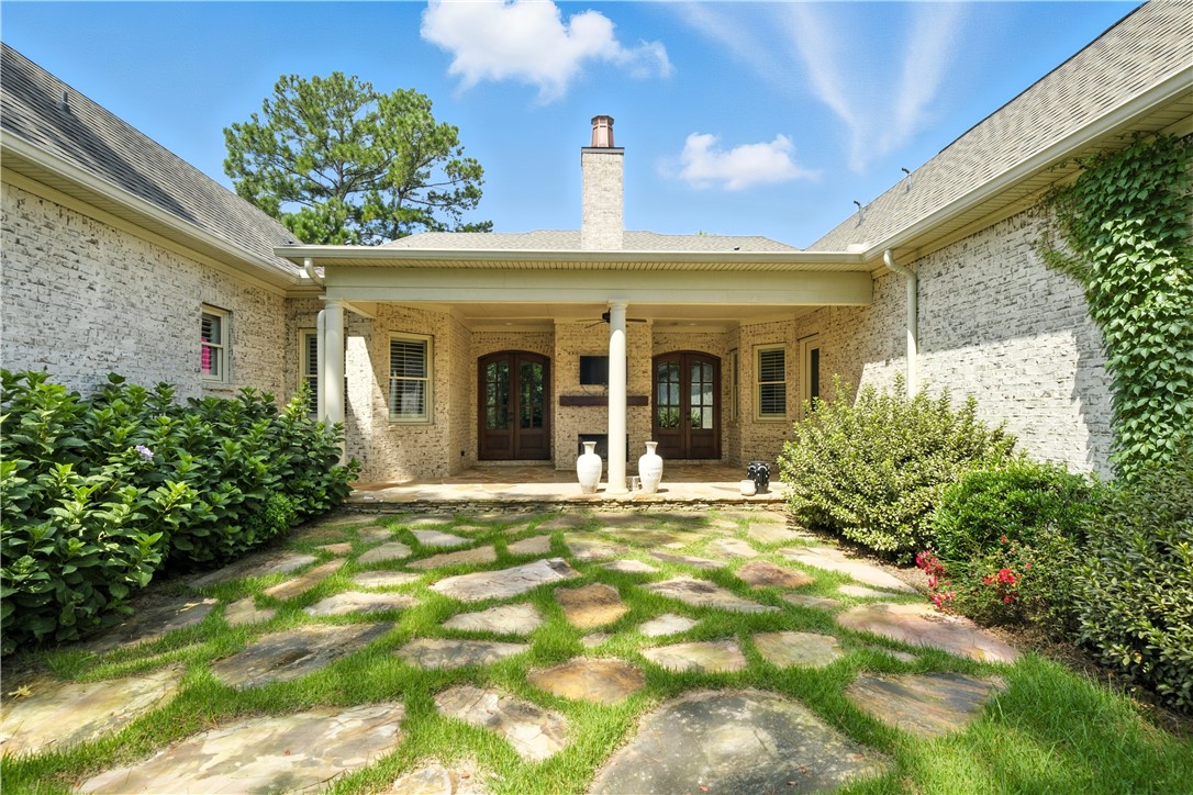 Auburn, Alabama 36830, United States, 4 Bedrooms Bedrooms, ,3 BathroomsBathrooms,Residential,Active,194413