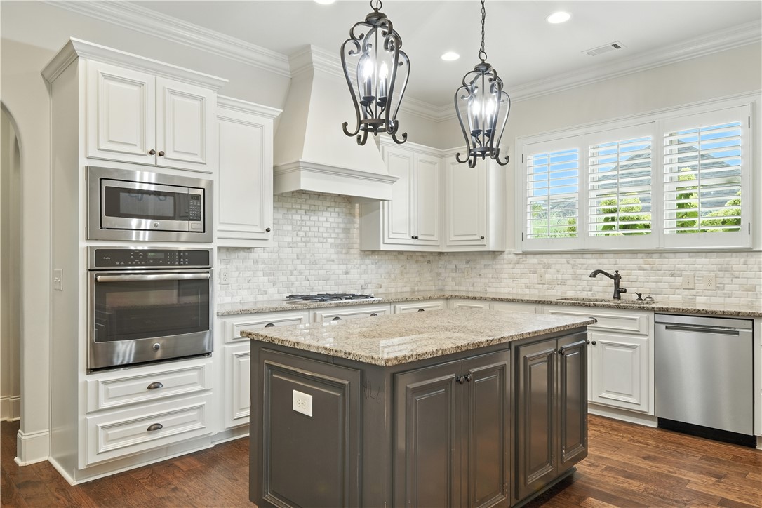 Auburn, Alabama 36830, United States, 4 Bedrooms Bedrooms, ,3 BathroomsBathrooms,Residential,Active,194413