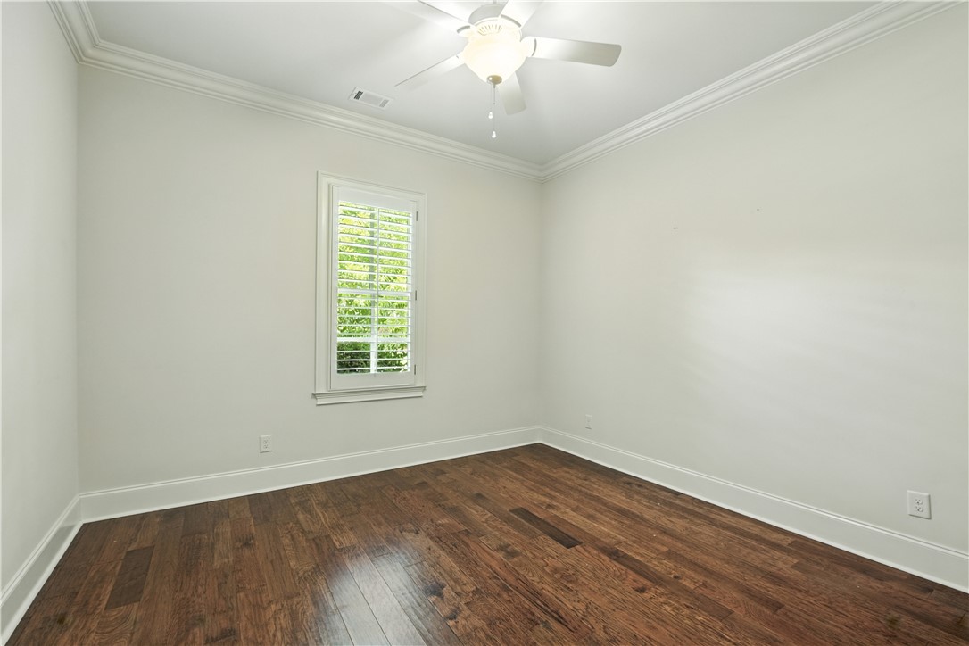 Auburn, Alabama 36830, United States, 4 Bedrooms Bedrooms, ,3 BathroomsBathrooms,Residential,Active,194413