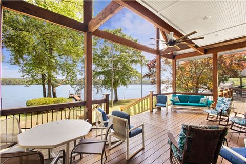 Photo of 258 COUNTY ROAD 473, Clanton, AL 35046 (MLS # 179930)