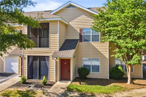 Photo of 447 W LONGLEAF Drive #1001, Auburn, AL 36832 (MLS # 180900)