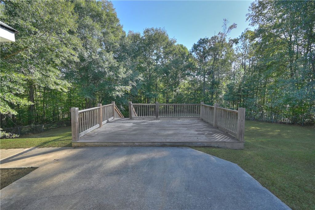 Photo of 423 LEE ROAD 2110, Salem, AL 36874 (MLS # 177177)
