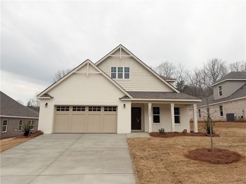 Photo of 2040 SHADOW BEND Lane, Auburn, AL 36830 (MLS # 177779)