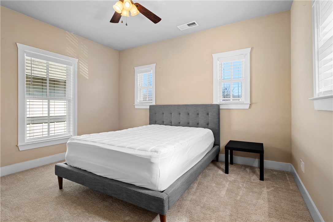 Auburn, Alabama 36830, United States, 3 Bedrooms Bedrooms, ,3 BathroomsBathrooms,Residential,Pending,93029