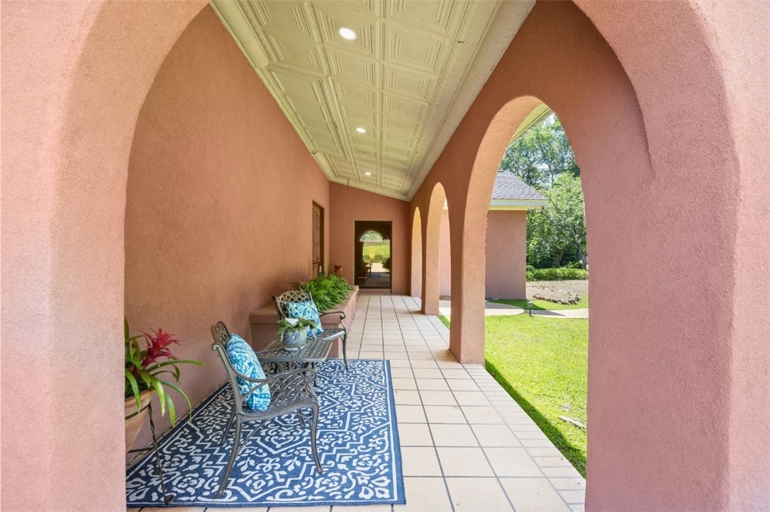 1115 WILLOW Run