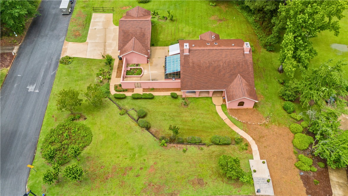 1115 WILLOW Run