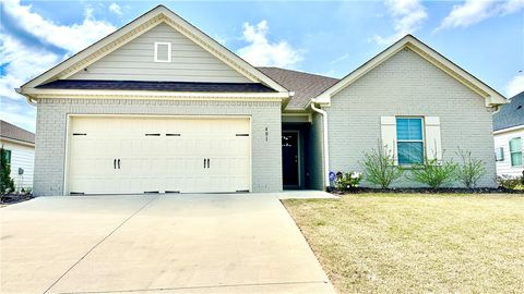 Photo of 401 BUSH CREEK Road, Opelika, AL 36804 (MLS # 179566)