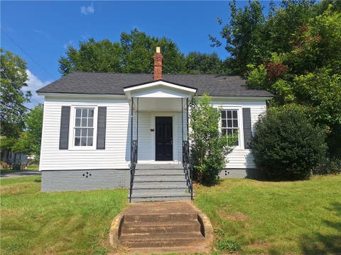 Photo of 212 S 5TH Avenue, Lanett, AL 36863 (MLS # 181932)