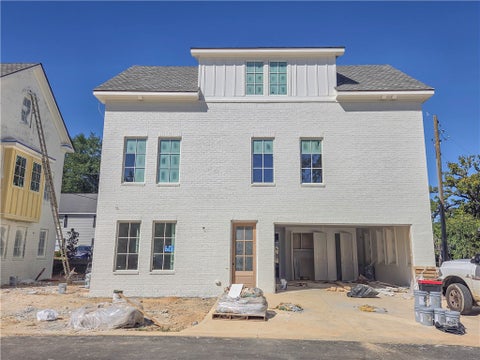 Photo of 305 WARRIOR Court #601, Auburn, AL 36830 (MLS # 180398)