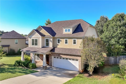 Photo of 2418 ANTLER RIDGE Drive, Auburn, AL 36832 (MLS # 182684)