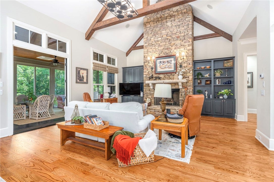 3221 TURKEY TROT Way