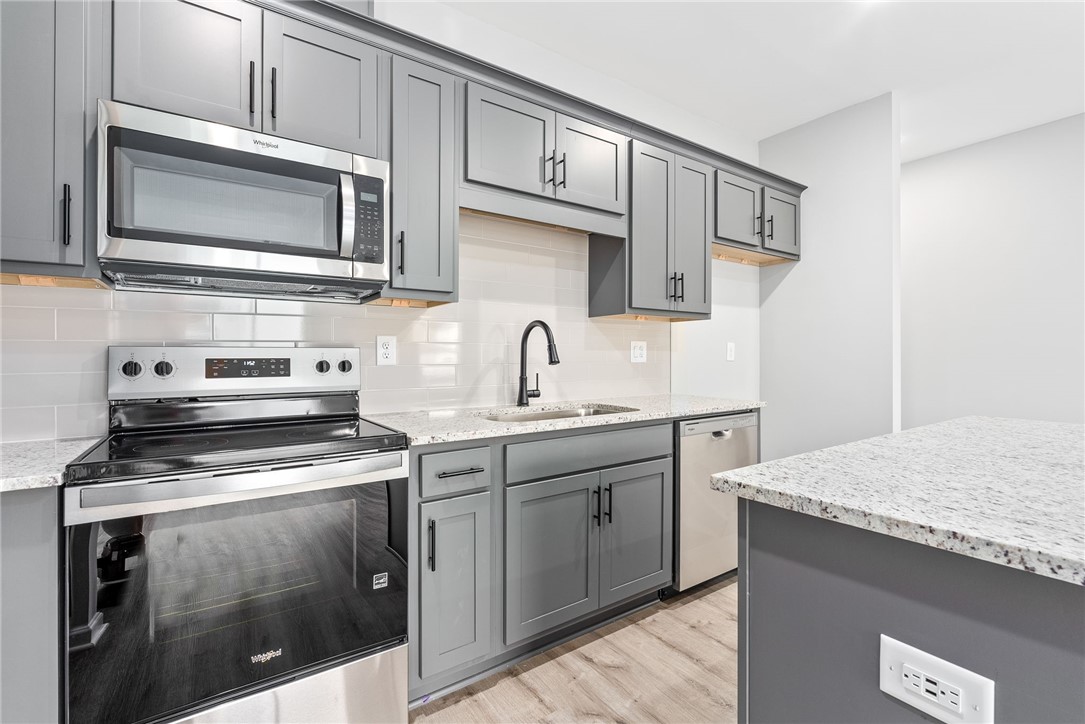 Auburn, Alabama 36801, United States, 3 Bedrooms Bedrooms, ,2 BathroomsBathrooms,Residential,Active,173208