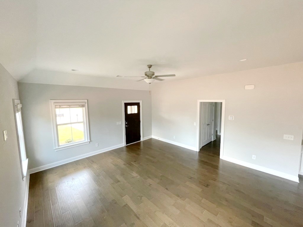 2041 ARMISTEAD Lane