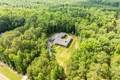 2706 RIDGE Road Opelika AL 36804