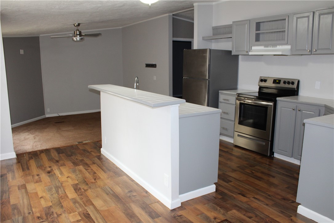 556 OLD MILLER FERRY