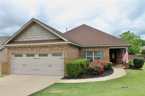 Photo of 2718 SOPHIA Way, Auburn, AL 36830 (MLS # 180246)