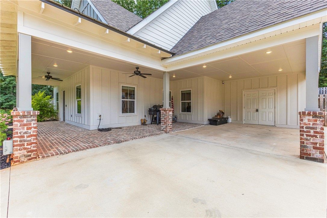 2575 ROCKY BROOK Road