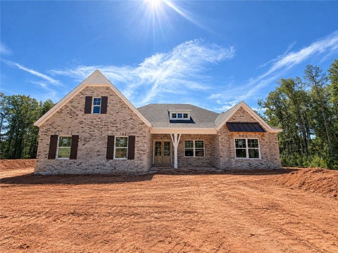 Photo of 1895 KENNESAW Lane, Auburn, AL 36830 (MLS # 181778)