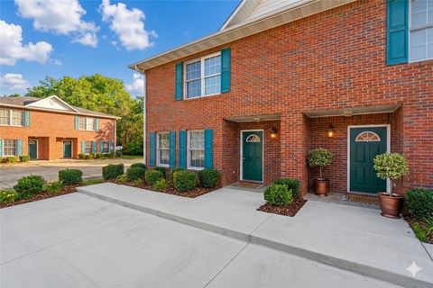 Photo of 147 HARMON Drive #i, Auburn, AL 36832 (MLS # 179720)