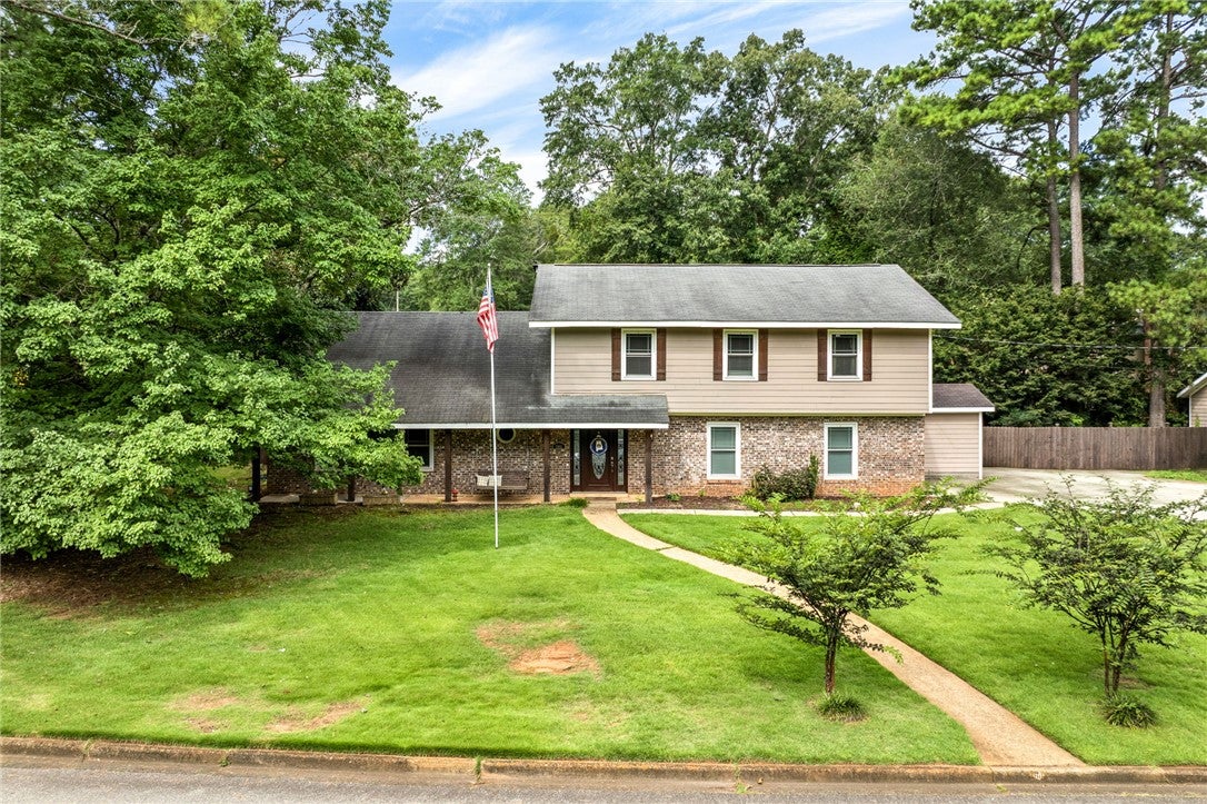 901 CHEROKEE Road