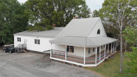 1319 OPELIKA Road Auburn AL 36830