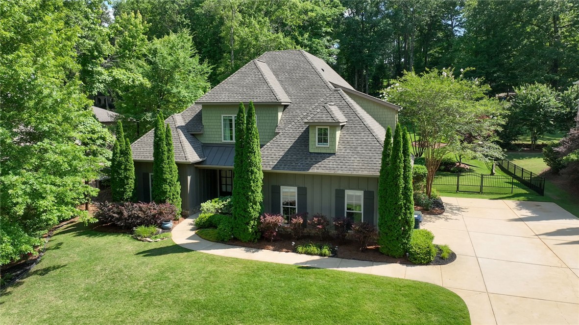 1569 CLUB CREEK Drive