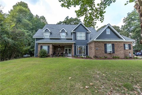 Photo of 583 LEE ROAD 250, Salem, AL 36874 (MLS # 176591)