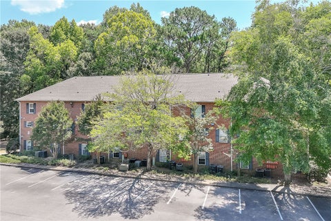 Photo of 148 E UNIVERSITY Drive #B206, Auburn, AL 36832 (MLS # 182107)
