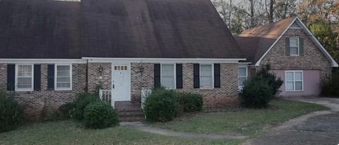 Photo of 1903 RIDGEWOOD Drive, West Point, GA 31833 (MLS # 176631)