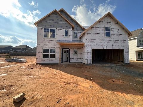 Photo of 253 BLACK OAK Drive, Smiths Station, AL 36877 (MLS # 177286)