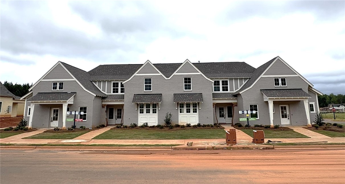 1759 WOODLAND PINES Lane