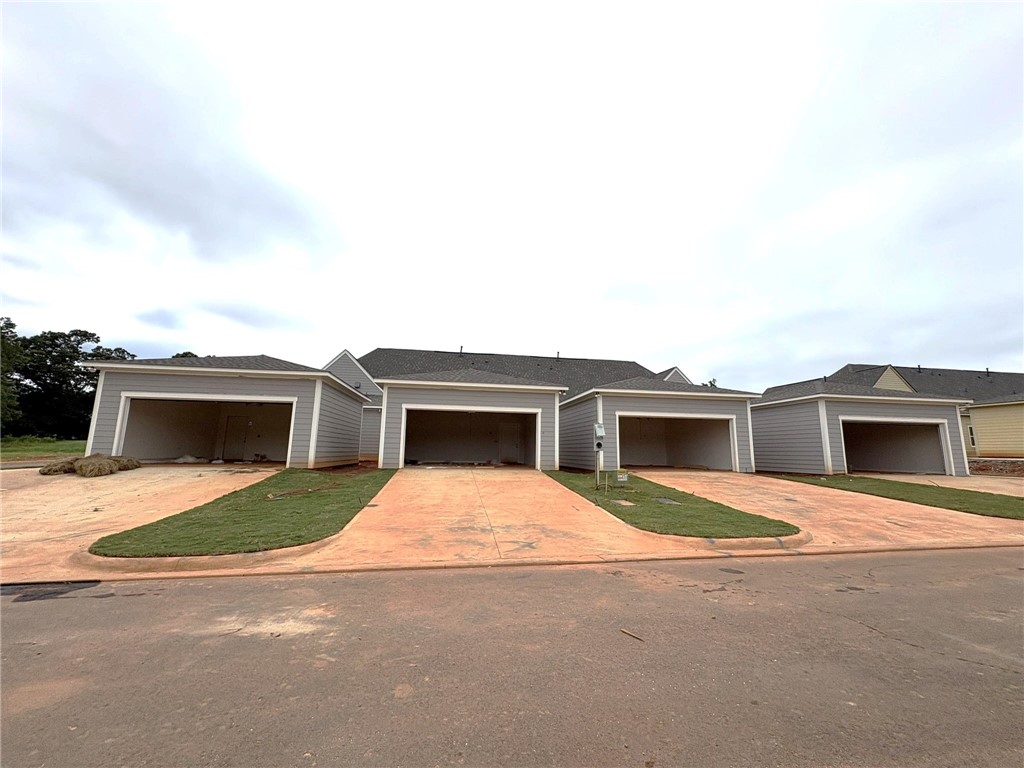 1759 WOODLAND PINES Lane