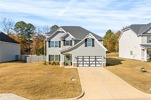 2041 MALLORY Lane Opelika AL 36804