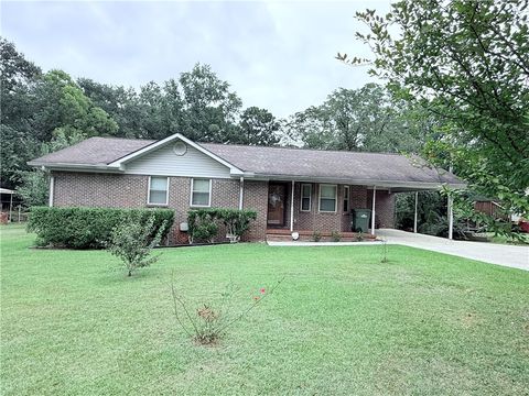 109 CHURCH Street Valley AL 36854