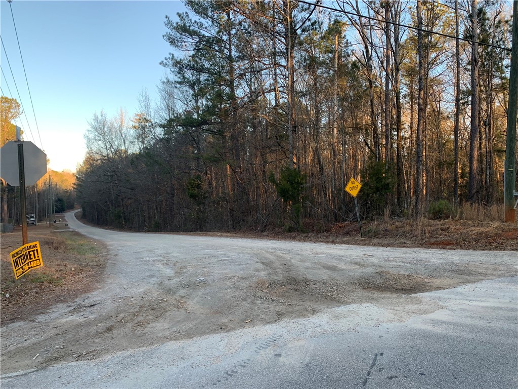 620 OLD HUTCHINSON MILL Road