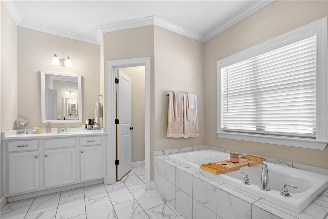 Auburn, Alabama 36830, United States, 4 Bedrooms Bedrooms, ,4 BathroomsBathrooms,Residential,Active,123511