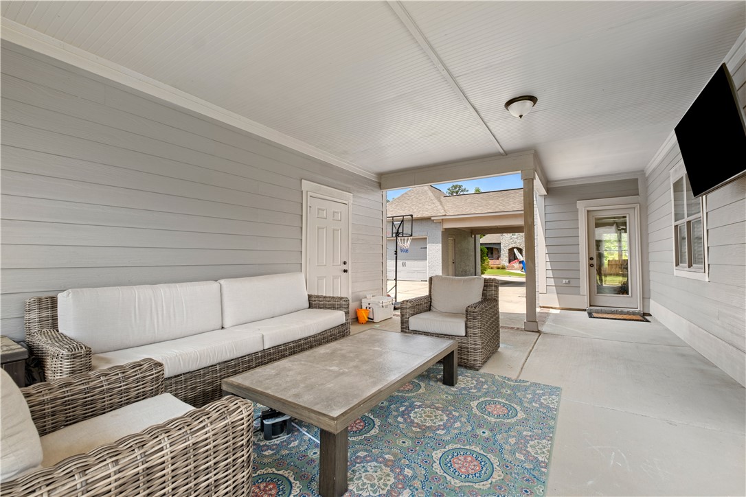 Auburn, Alabama 36830, United States, 4 Bedrooms Bedrooms, ,4 BathroomsBathrooms,Residential,Active,123511