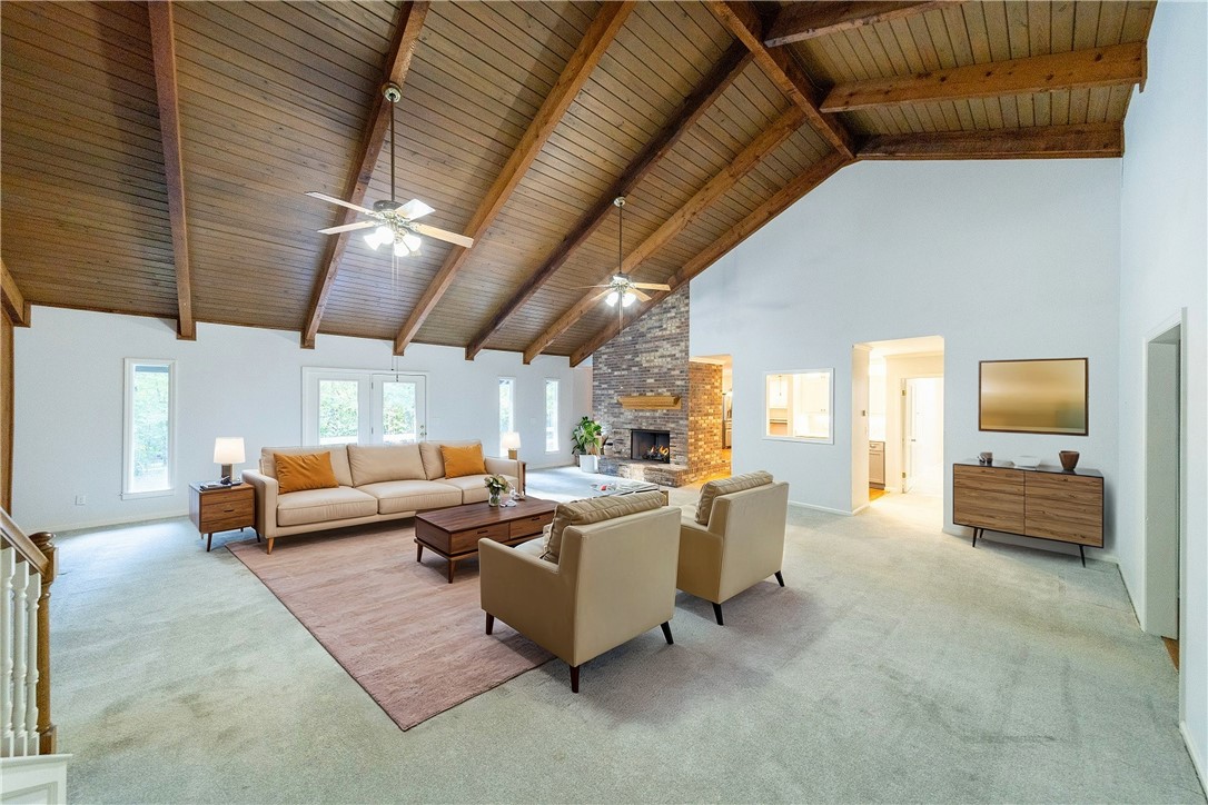 2050 ORIOLE Drive
