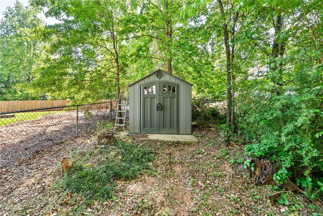 Opelika, Alabama 36801, United States, 3 Bedrooms Bedrooms, ,2 BathroomsBathrooms,Residential,Active,114954