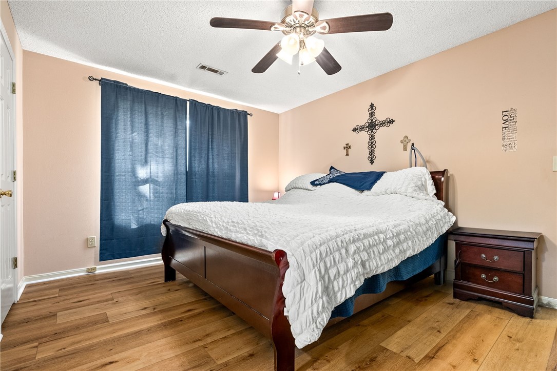 Opelika, Alabama 36801, United States, 3 Bedrooms Bedrooms, ,2 BathroomsBathrooms,Residential,Active,114954