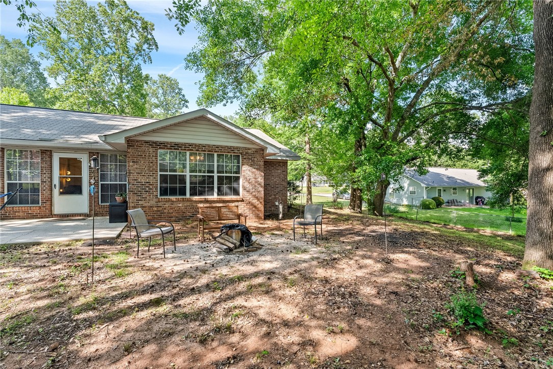 Opelika, Alabama 36801, United States, 3 Bedrooms Bedrooms, ,2 BathroomsBathrooms,Residential,Active,114954