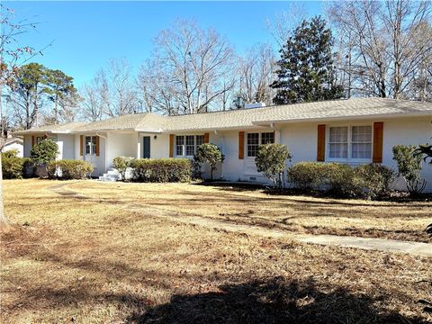 Photo of 2502 13th Avenue, Valley, AL 36854 (MLS # 178489)