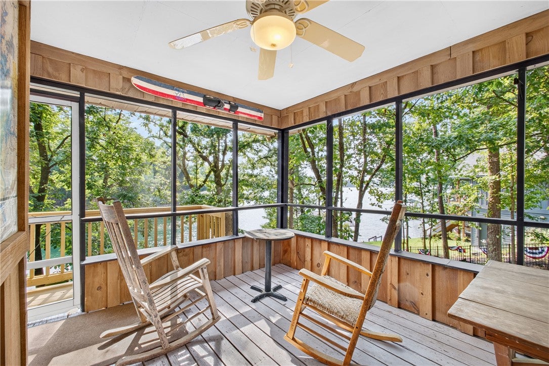 801 WINDY POINT Drive