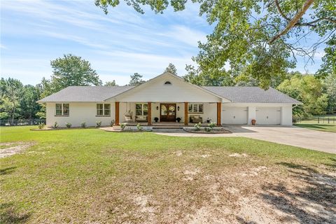 605 LEE ROAD 758 Beauregard AL 36804