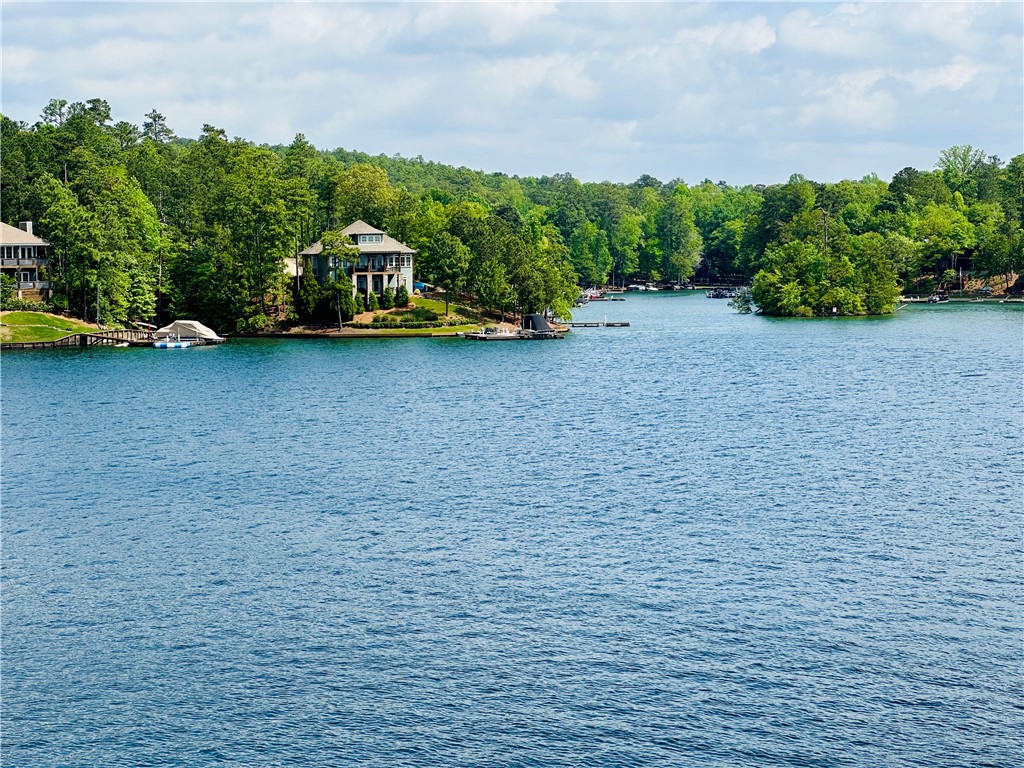 28 PINEY WOOD Point