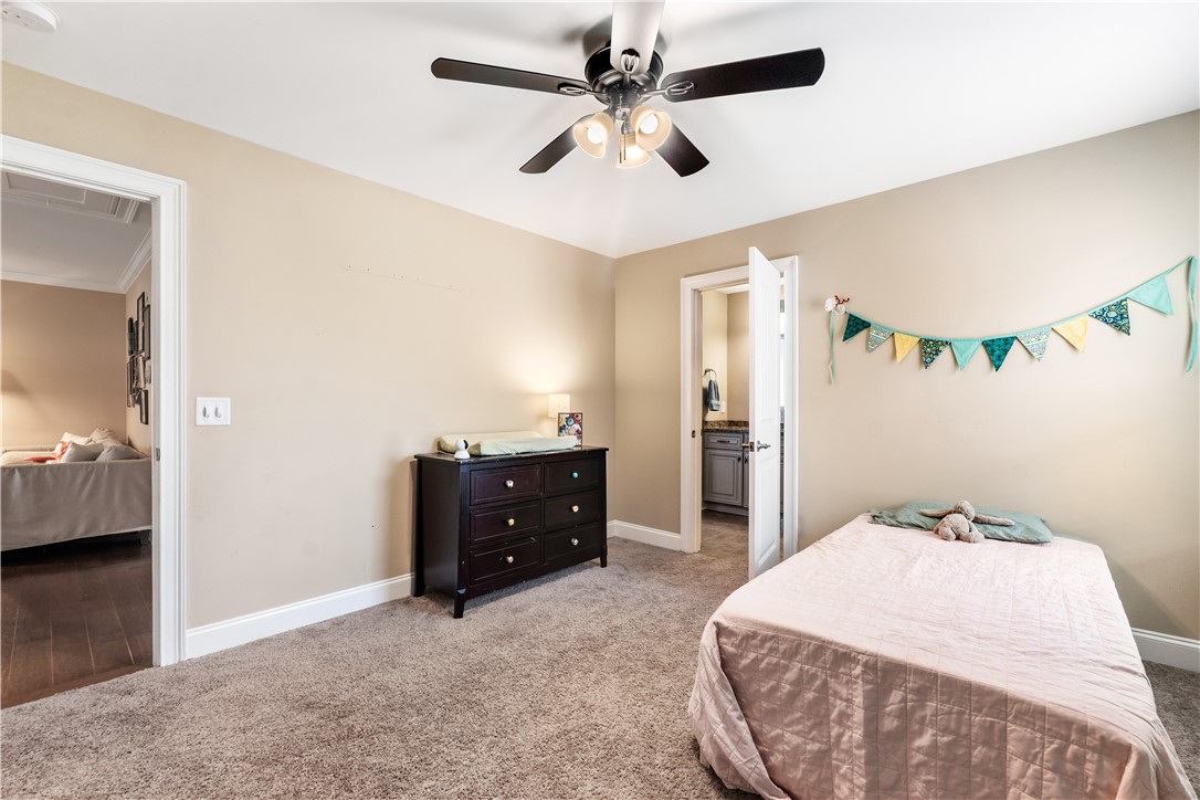 Auburn, Alabama 36832, United States, 4 Bedrooms Bedrooms, ,4 BathroomsBathrooms,Residential,Active,122051