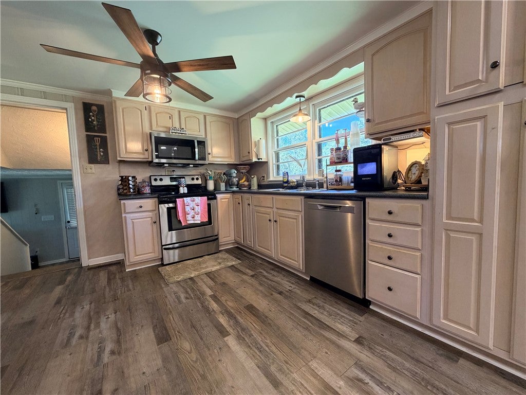 Photo of 6172 COUNTY ROAD 388, Cusseta, AL 36852 (MLS # 181967)