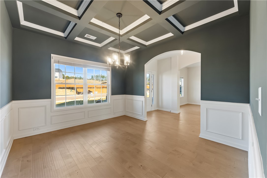 1316 MCALPINE Ridge